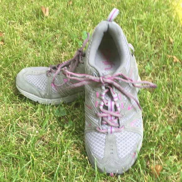 Ryka Shoes - Ryka Athletic Shoe